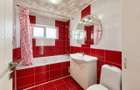 Se vinde GARAJ cu APARTAMENT cu 3 CAMERE inclus in pret - Floresti