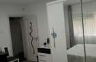 vand apartament 4 camere zona centru Resita - 3
