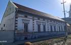 Casă 4 camere cu arhitectură istorică și farmec aparte in Nadlac