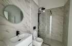 Penthouse cu 3 camere, 2 bai si balcon - la cheie - 1
