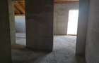 De vanzare casa cu 3 dormitoare, 10 arii de teren,15 ml Front, sat Dec - 5