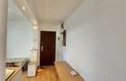 Apartament 2 camere, decomandat, etaj 3, zona Soarelui - 12