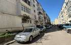Proprietar vand apartament 2 camere, 57 mp, central Isaccei, et. 2 - necesita renovare completa - 2