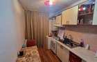 Inchiriez apartament o camera cu parcare - 2