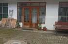 Două Case + 2 Spații Comerciale, 440 mp Utili – pe Str. Libertății!