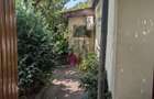 Vand casa in Cartierul 23 August - 1