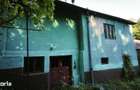 Casă cu 3 camere cu Teren 1185 Mp în Central - 1