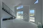 Penthouse la alb, intabulat, 3 camere, balcon, dressing - 9
