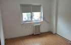 Apartament 3 camere,decomandat in Cetate, zona Mercur, et.3 - 5