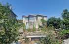 Km 5 - Casa 5 camere Bca, Teren 250mp, necesita renovare- 100.000euro - 2