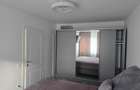 Ofer spre inchiriere apartament cu 3 camere ! - 1