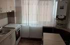 Inchiriez ap 2 camere Rovine - 2