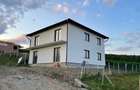 Casă cu Teren 350 Mp în Șura Mare - 2