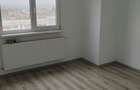 Inchiriez apartament