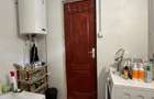 Casă cu 2 camere cu Teren 1450 Mp în Central - 1