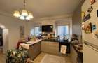 Apartament cu doua camere de vanzare in Piata Sfatului