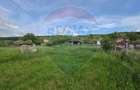 Casa la ro?u cu teren mare, cadru natural deosebit Iernut-Mures