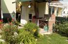 casa deosebita,cu gradina amenajata - 7