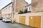 0745-235102. De vanzare apartament la casa str.Ghe.Baritiu, pret 130.000 euro.