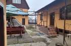 De vanzare 2 case pe teren de1561mp