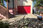 Vila cu 6 camere, din 2000, in Tomesti