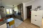 Inchiriez apartament 4 camere decomandate 1 baie etaj 4/4 - 8