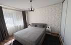 Proprietar,închiriez apartament cu 3 camere,et.1, - 4