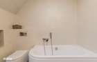Apartament 4 camere cu crama de 52 mp si loc de parcare-Str Lunga