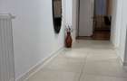 Apartament nou cu 3 camere decomandate, 72mp, finisat modern, mobilat si utilat, cu garaj, 2 bai si - 3