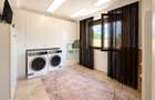 Vila de Vanzare | 5 Camere | 230mp | Mobilata & Utilata Lux - Berceni - 18