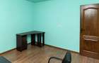 Apartament cu 2 camere de vanzare, etaj 2, zona Baba Dochia, vandut de proprietar