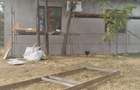 Inchiriez casa la 20 km de Pitesti pentru locuit,atelier,muncitori