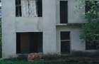 Teren si casa la rosu de vanzare in Busteni - 3