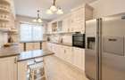 Villas for Rent I London Residence Pipera | 5 Bedrooms | Tennis Court