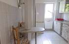 Inchiriez apartament circular 2 camere etaj intermediar, zona Astra Brasov - 2