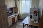 Apartamen de vanzare, 3 camere etajul 2 - 3