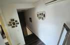 De vanzare apartament 3 camere - 2