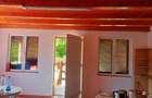 Casă cu 3 camere în Pietroasa - 1