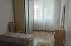 Inchiriere Ap 3 camere, et. 2, perioada lunga, decomandat, utilat complet