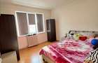 Alexandru - Piata Voievozilor - 3 camere decomandat - etaj intermediar