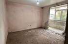 De vanzare apartament 3 camere si balcon, 70mp, zona buna, pret 55000e