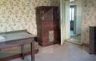 Casa taraneasca cu 3 camere, Turia Jos, - 9