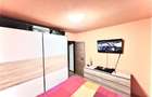 Proprietar vand apartament 4 camere decomandat cu 2 bai si 2 balcoane et 1 in Strand