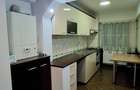 Inchiriez apartament 2 camera, zona centrala - 1