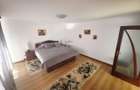 Casa / Vila cu 5 camere de vanzare