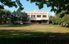 Elegant Individual Villa with Expansive 1,700 sq. m garden in Pipera - 16