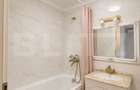 Apartament de vanzare cu 3 camere, 73 mp, parcare, 2 bai, boxa, zona S - 10