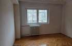 Inchiriez apartament cu trei camere Parter 4E AFI COTROCENI pretabil spatiu birou - 1