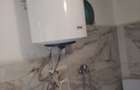 Inchiriez casa cu teren (5 camere + baie + bucatarie)