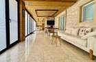 COSMOPOLIS - Apartament cu 3 camere si gradina, mobilat si utilat.